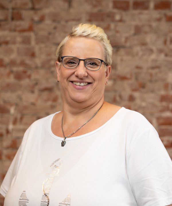 Astrid Münzner, Buchhaltung - Industriekauffrau