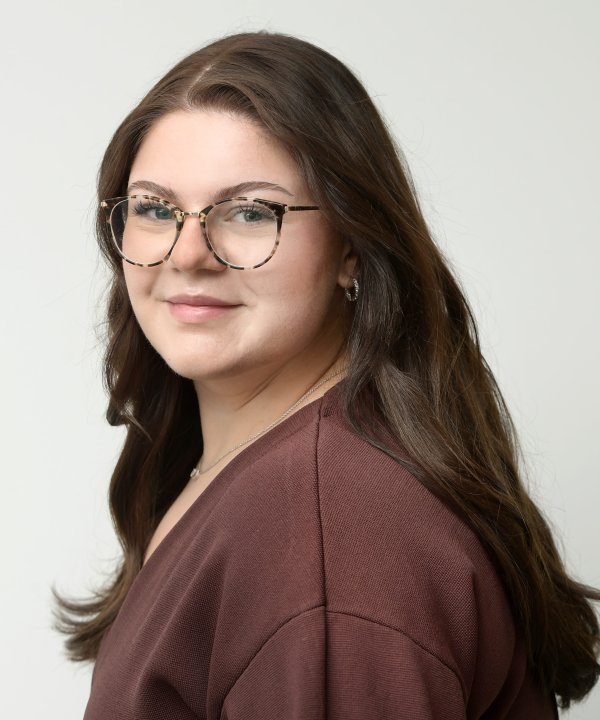 Paula Grube, Auszubildende - Immobilienkauffrau