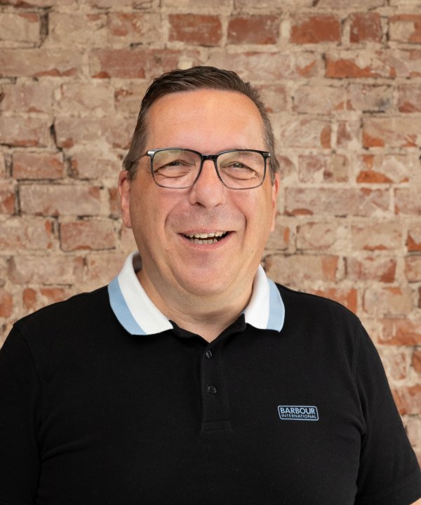 Heiko Reisener, Facility Management - Handwerksmeister des Maler- und Lackiererhandwerks, Fachwirt für Gebäudemanagement, Fachwirt für Facility Management