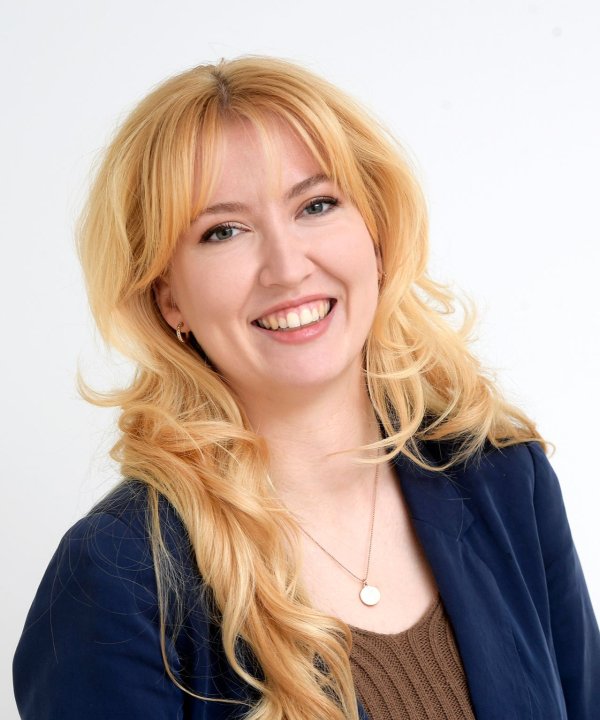 Michelle Weckesser, Buchhaltung - Immobilienkauffrau