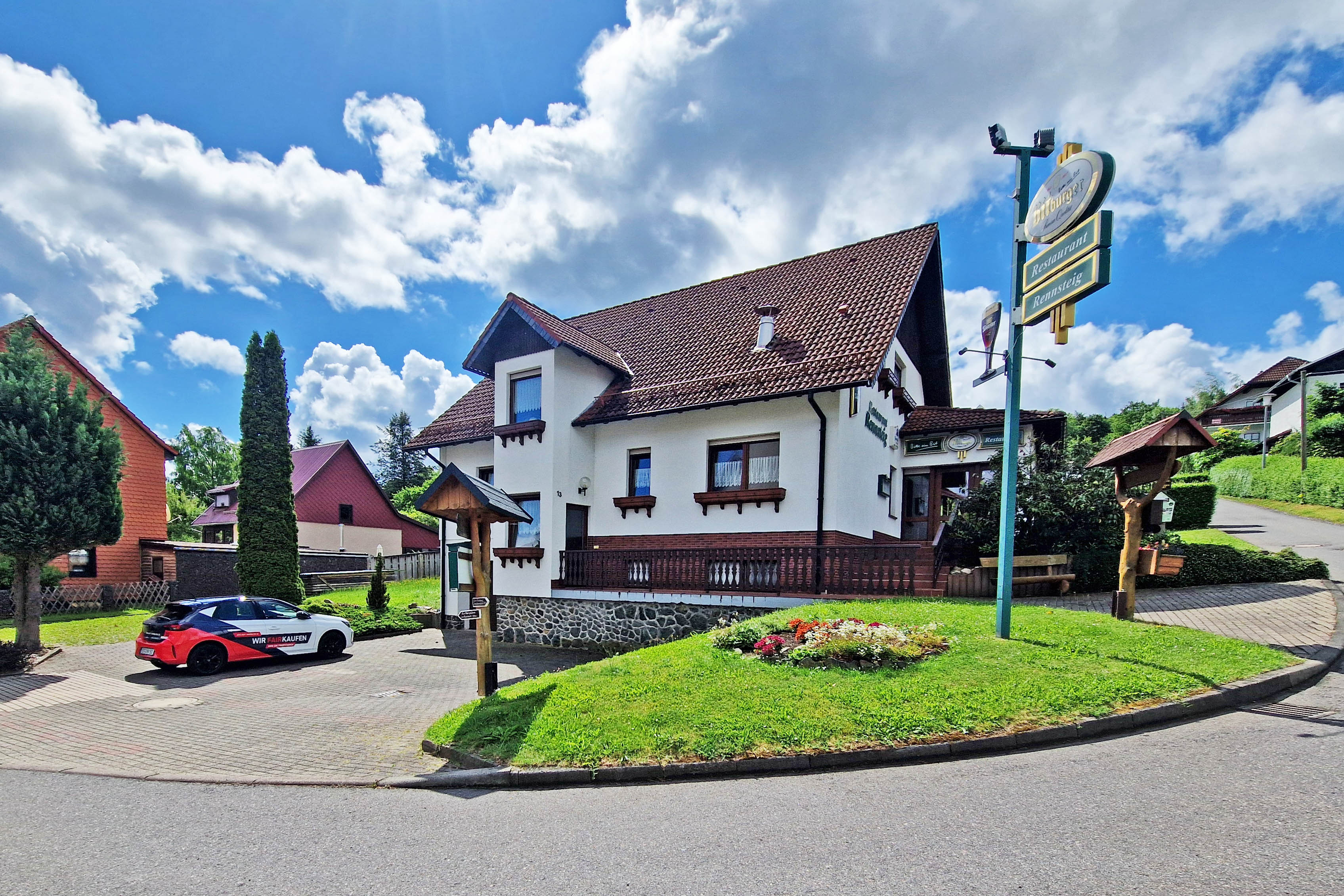 Makler, Verwaltung